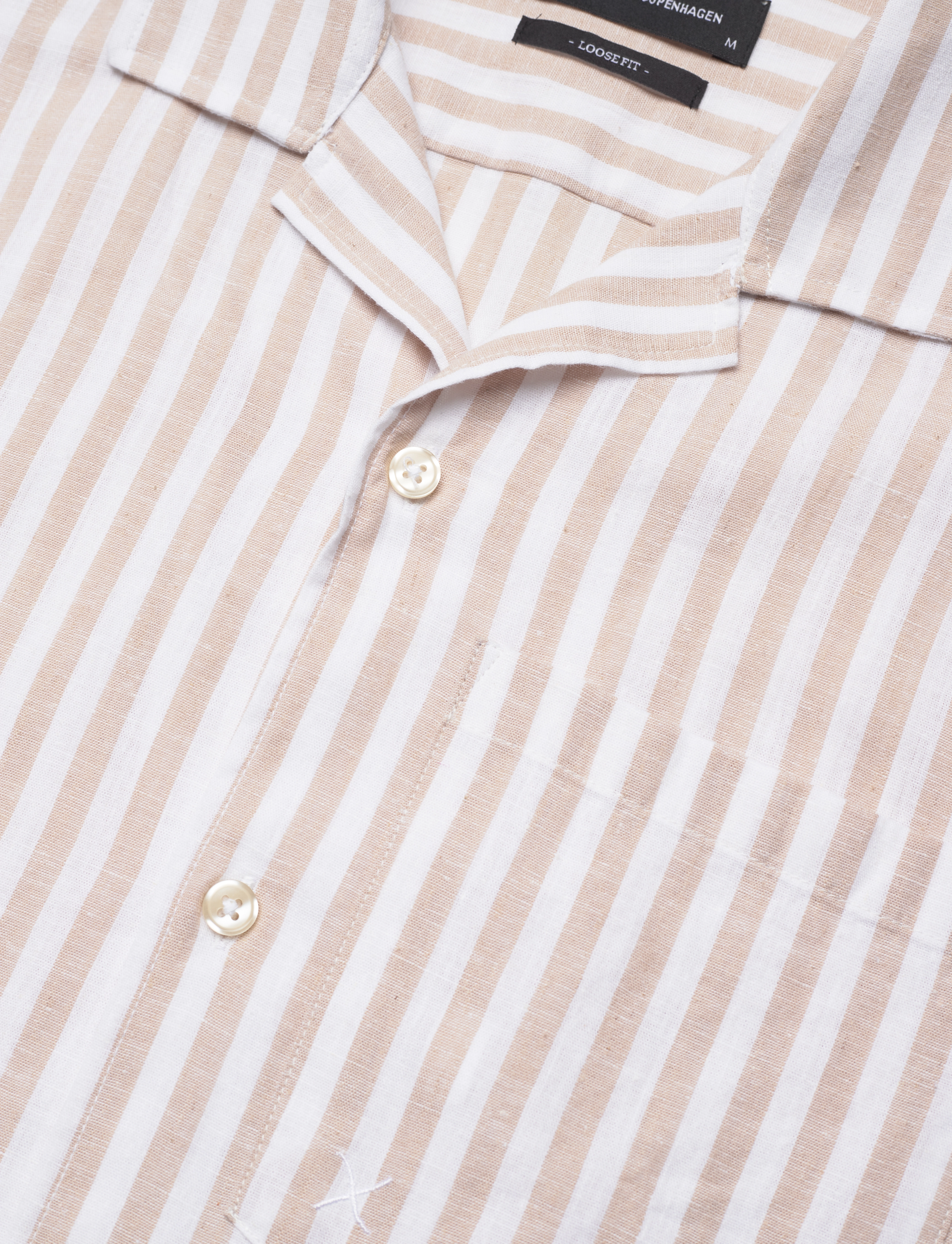 Clean Cut Copenhagen - Giles Bowling Striped Shirt S/S - hørskjorter - sand melange / ecru - 4