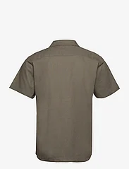 Clean Cut Copenhagen - Bowling Cotton Linen Shirt S/S - basic shirts - dusty green - 1