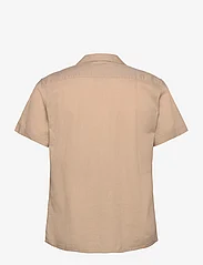 Clean Cut Copenhagen - Bowling Cotton Linen Shirt S/S - basic skjortor - khaki - 1