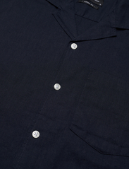 Clean Cut Copenhagen - Bowling Cotton Linen Shirt S/S - basic shirts - navy - 4
