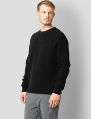 Clean Cut Copenhagen - Oliver Recycled O-neck Knit - knitted round necks - black - 1