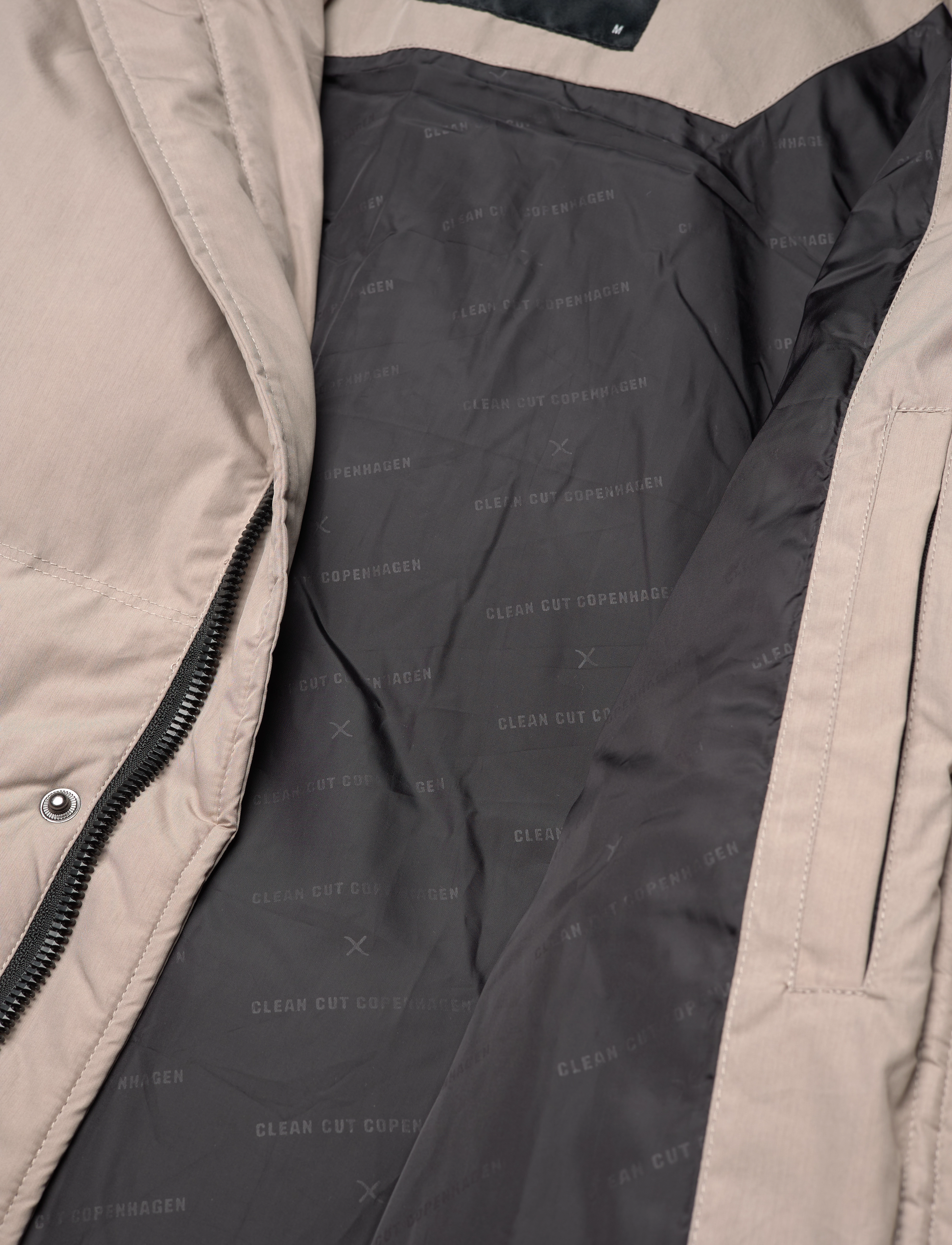 Clean Cut Copenhagen - Baker Short Puffa - vinterjakker - sand - 4