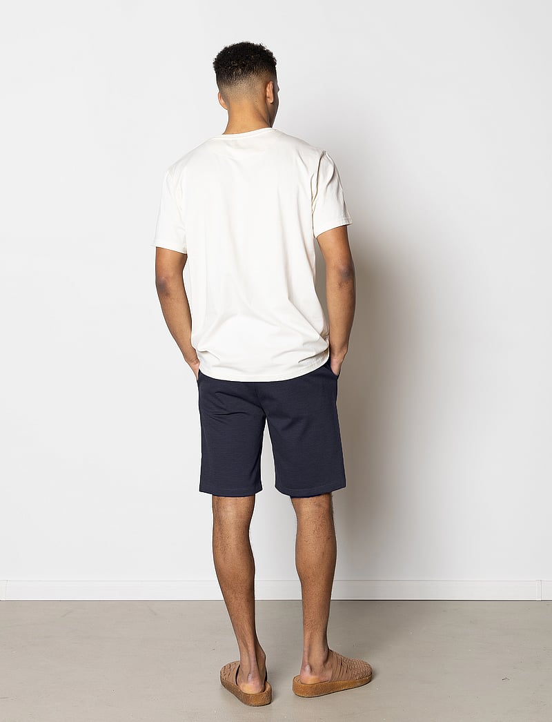 Clean Cut Copenhagen - Milano Brendon Jersey Shorts - chinos shorts - navy - 5