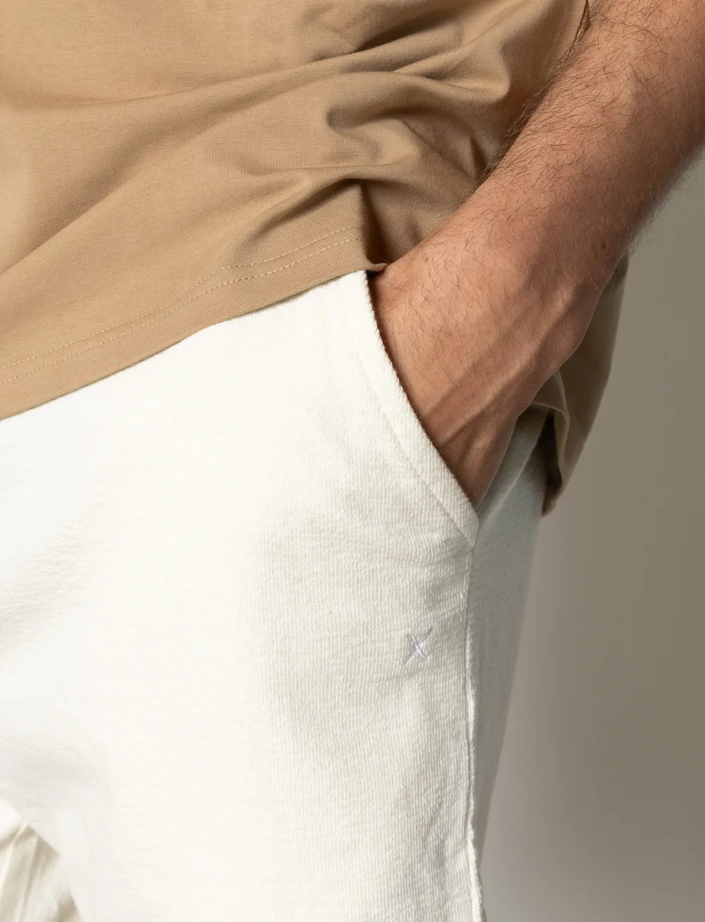 Clean Cut Copenhagen - Calton Structured Shorts - sweatshorts - ecru - 3