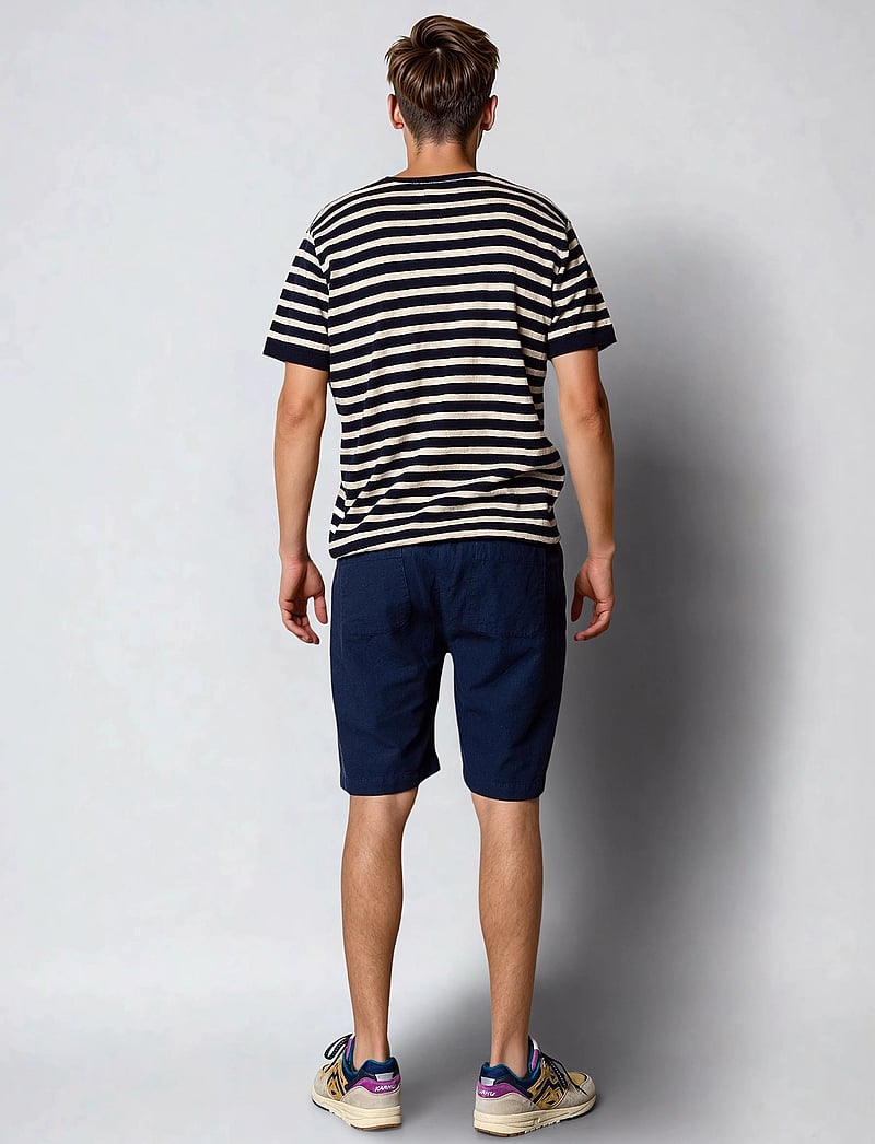 Clean Cut Copenhagen - Thomas knitted striped t-shirt - navy/ecru striped - 5