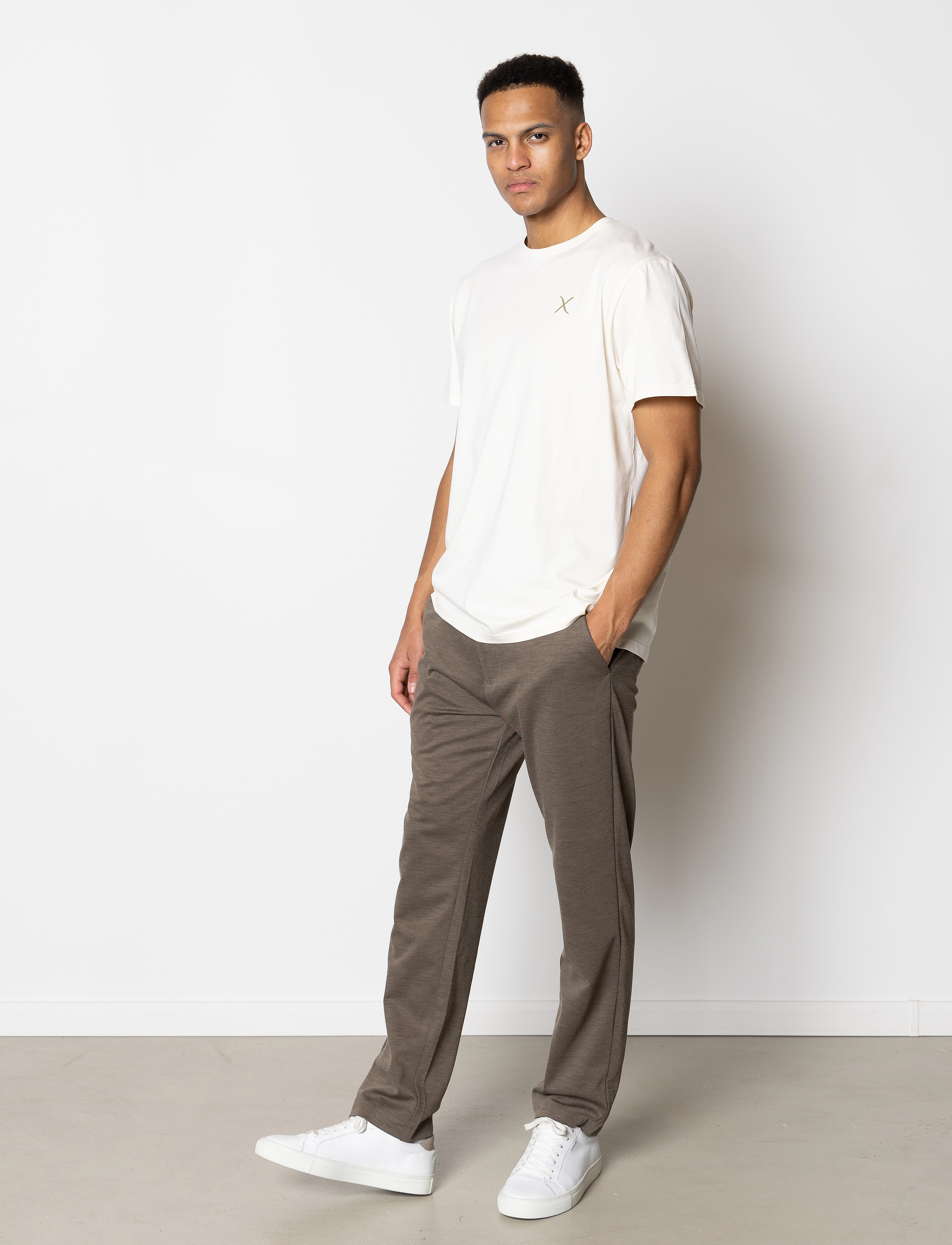 Clean Cut Copenhagen - Cross Logo Organic Tee - ecru - 4