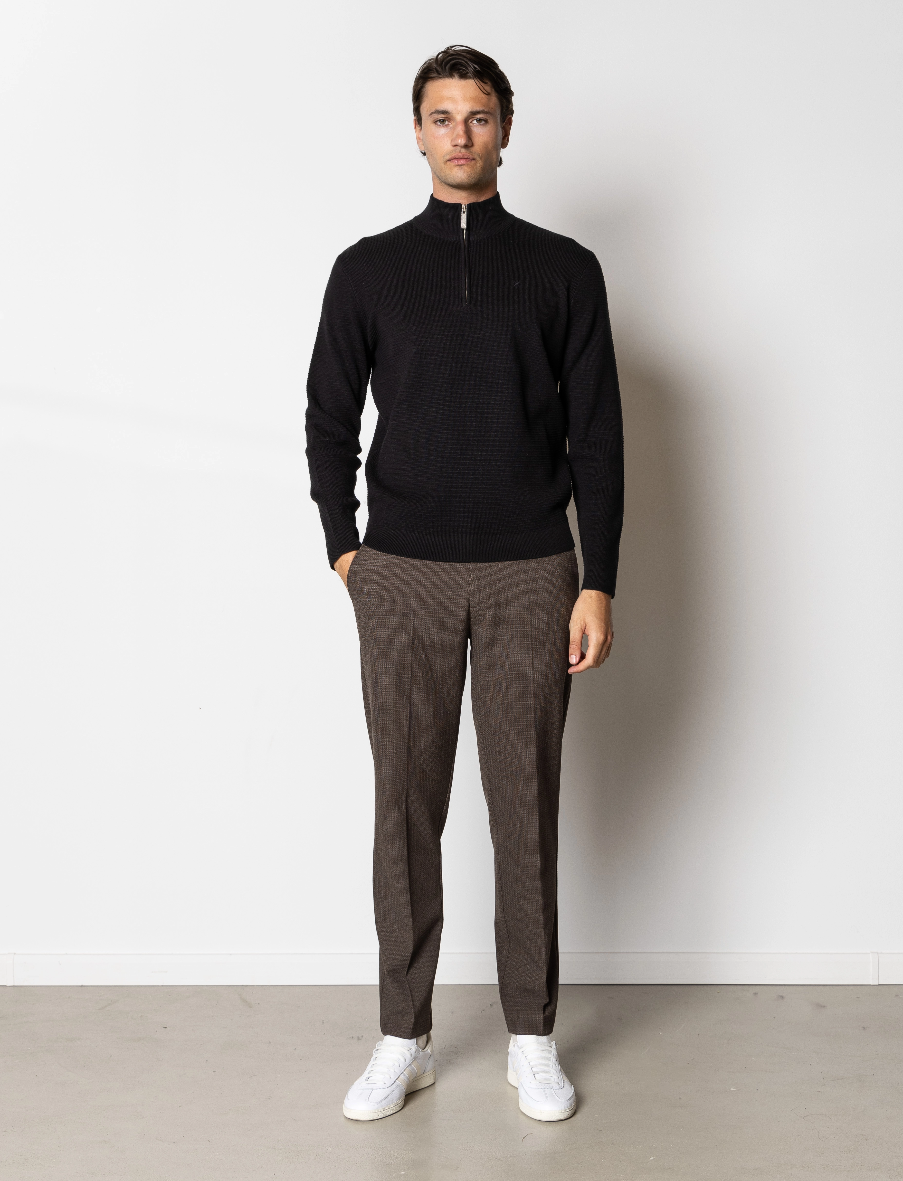 Clean Cut Copenhagen - Oscar half-zip knit - half zip jumpers - black - 4