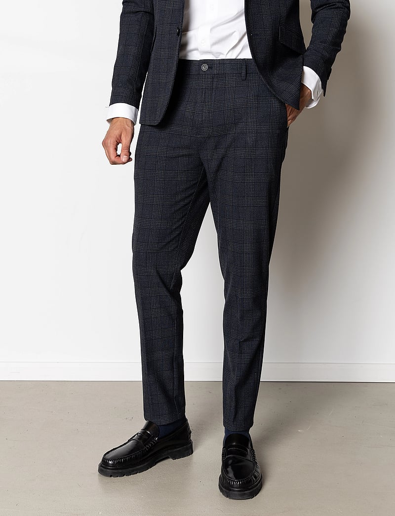 Clean Cut Copenhagen - Copenhagen XO Valdemar pants - vabaaja püksid - navy check - 0
