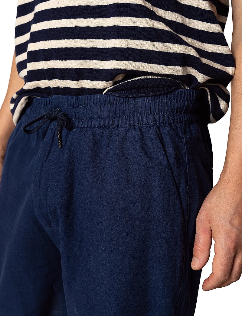 Clean Cut Copenhagen - Barcelona Luca shorts - leinen-shorts - navy - 3