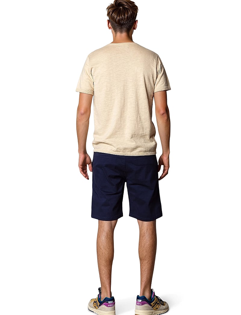 Clean Cut Copenhagen - Milano twill shorts - short chino - navy - 5