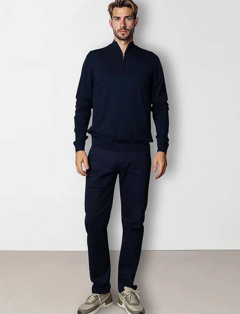 Clean Cut Copenhagen - Claude half-zip knit - neuleet joissa puolipitkä vetoketju - navy melange - 3