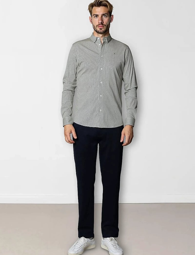 Clean Cut Copenhagen - Clean Formal AOP Stretch Shirt L/S - formelle skjorter - white - 3