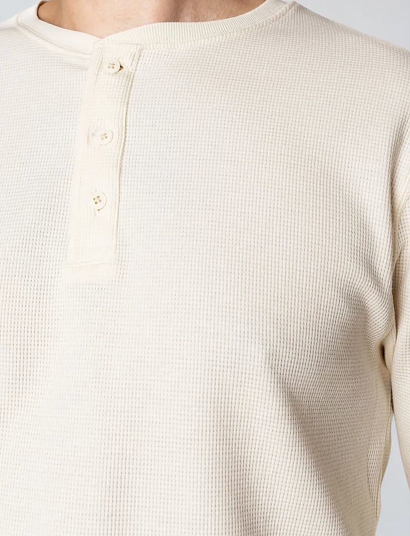 Clean Cut Copenhagen - Cal L/S grandad - pitkähihaiset - ecru melange - 5
