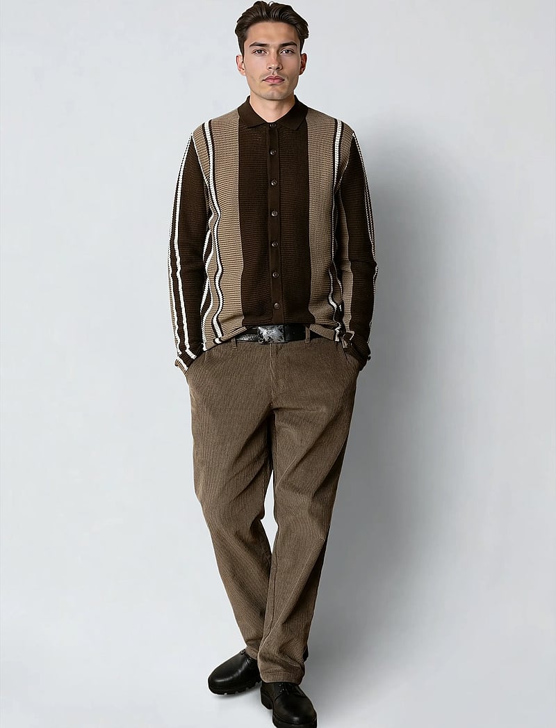 Clean Cut Copenhagen - Buckley cardigan - cardigans - dark brown - 4