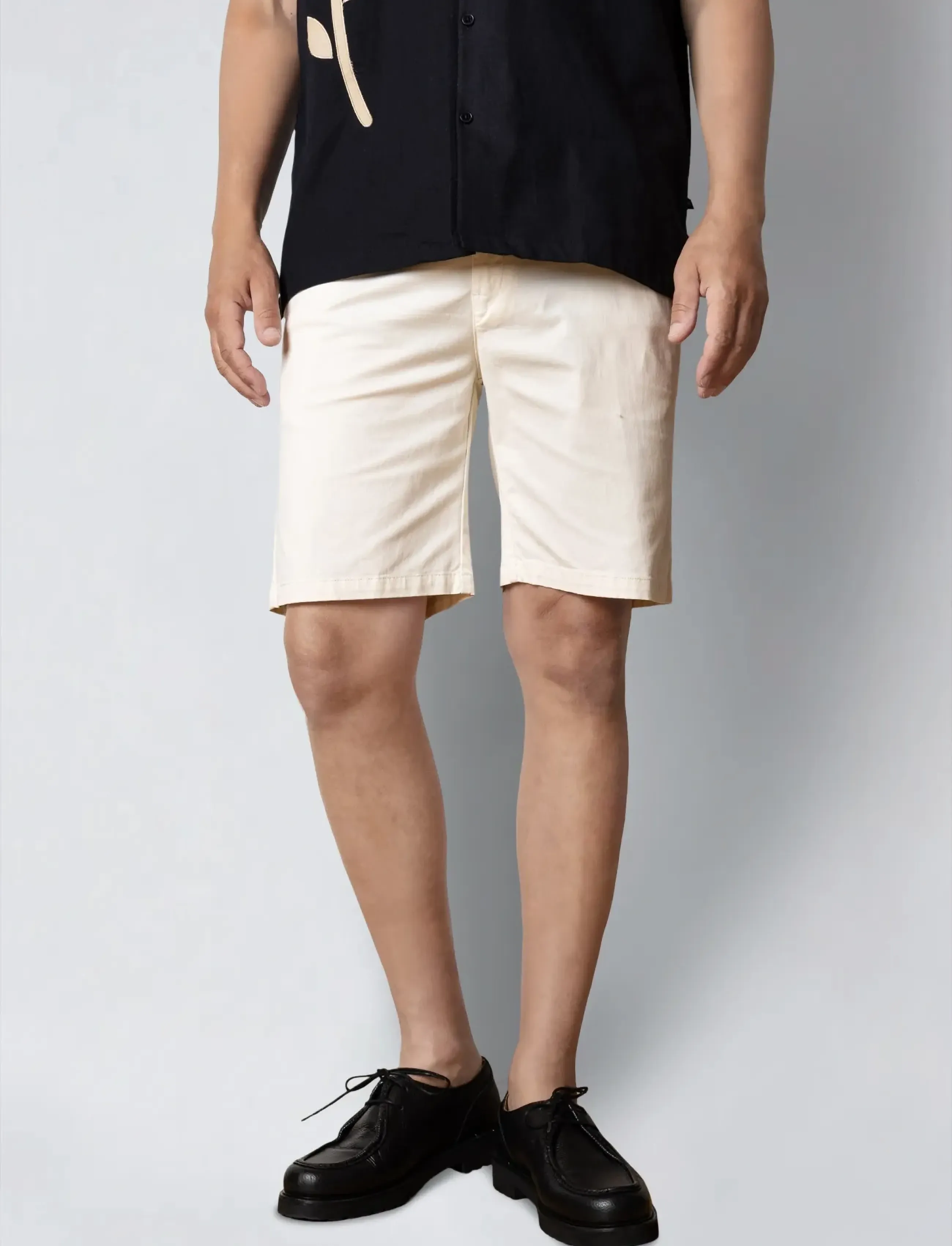 Clean Cut Copenhagen Mitchell Twill Shorts - Looks for less - ECRU / beige