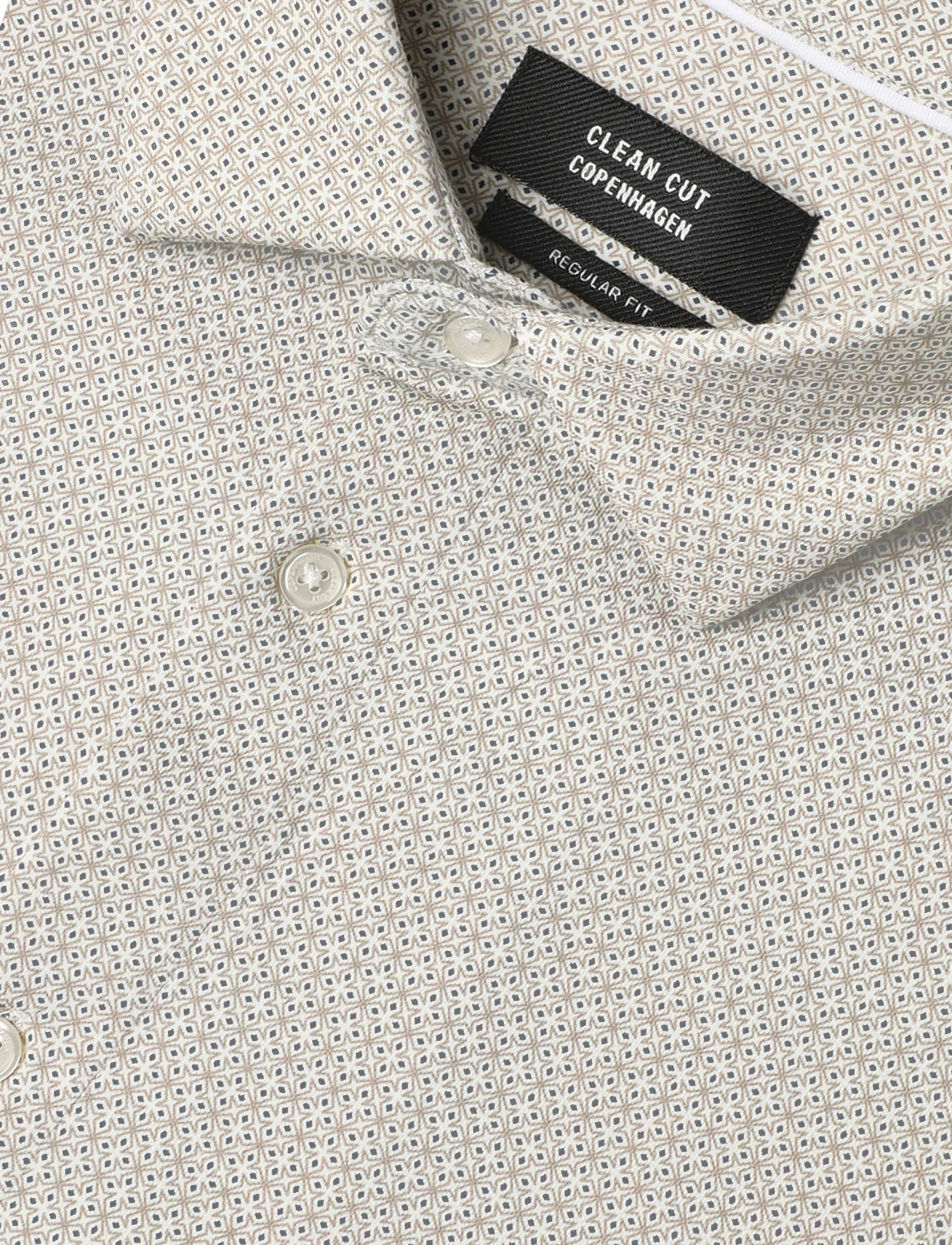Clean Cut Copenhagen - Emil AOP stretch shirt - autumn savings - ecru/brindle beige - 2