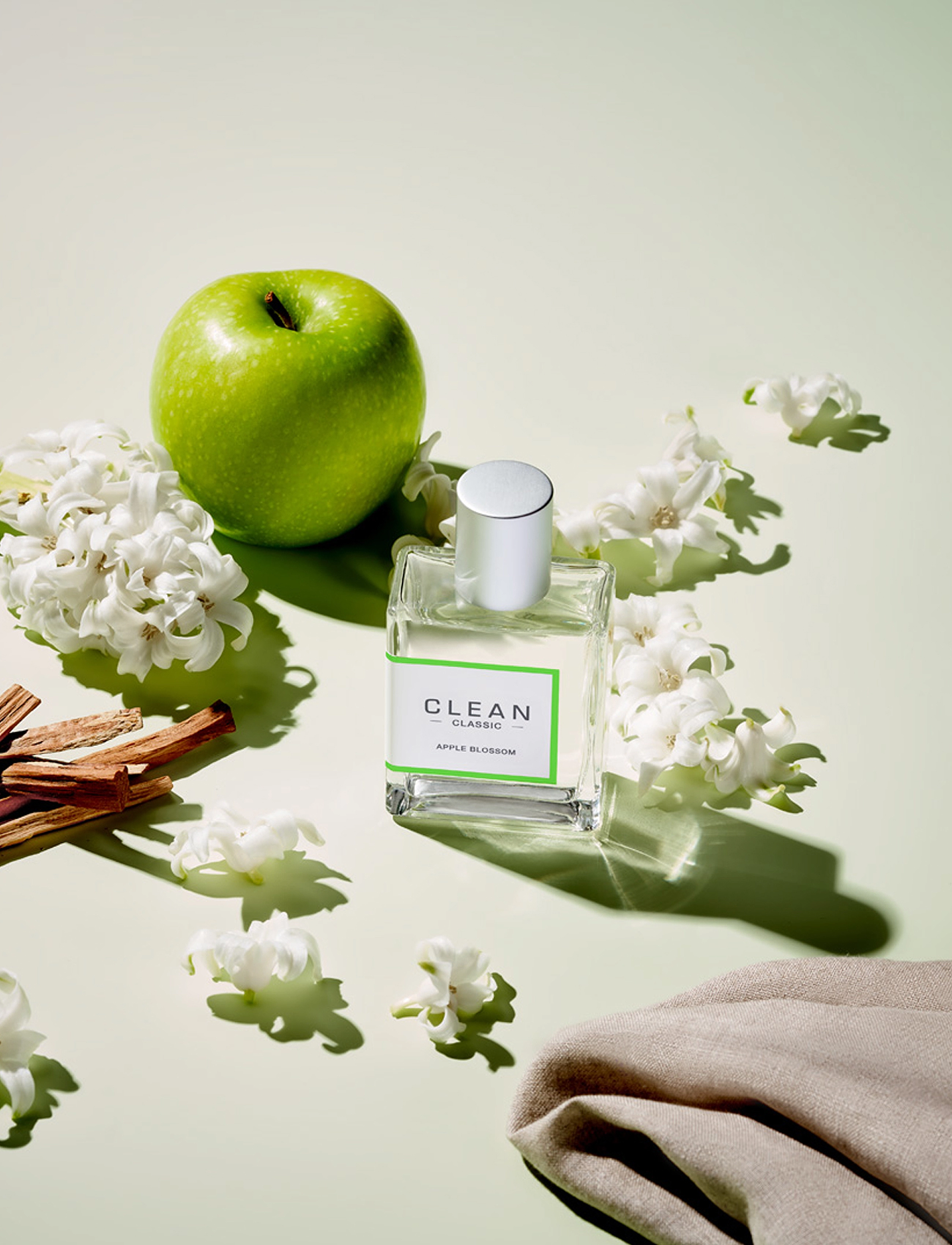 CLEAN Classic Apple Blossom Eau De Parfum, 30 ml, Nude, Parfume > Eau De Parfum, Dame