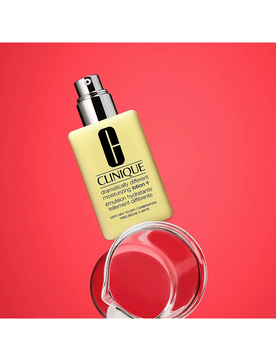 Clinique - Dramatically Different Moisturizing Lotion+ - hudpleje - clear - 3