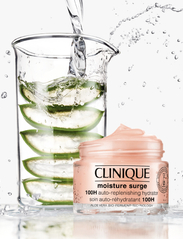 Clinique - Moisture Surge 100-Hour Moisturizer Face Cream - mellem 500-1000 kr - no colour - 4