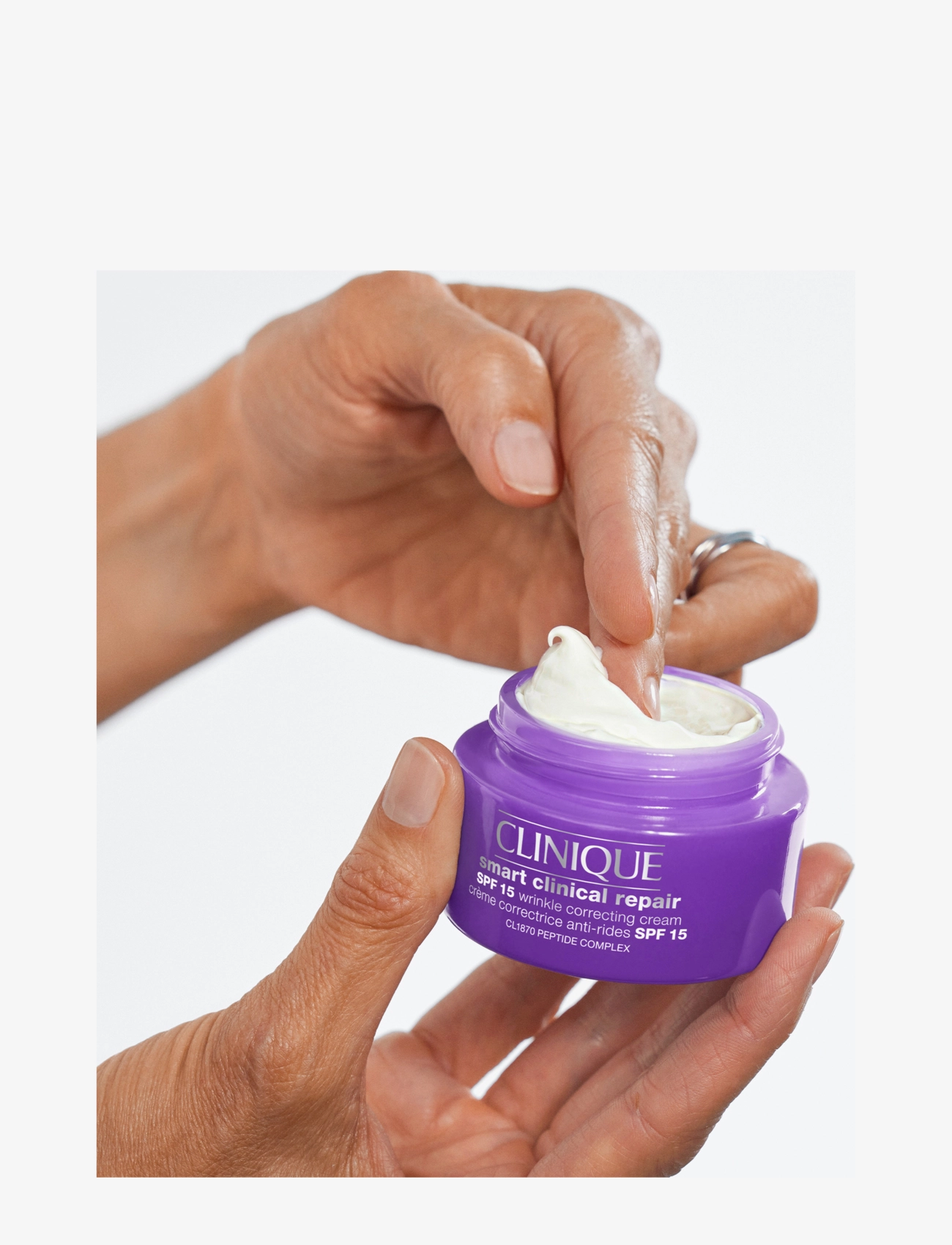 Clinique - Smart Clinical Repair SPF 30 Wrinkle Correcting Cream - sommerens hudpleje - 1 - 2