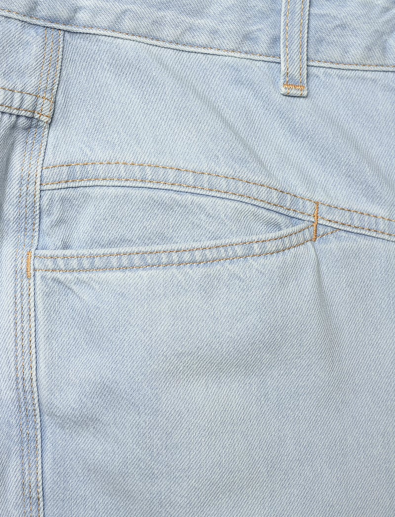 Closed - PEDAL PUSHER - straight jeans - light blue - 2