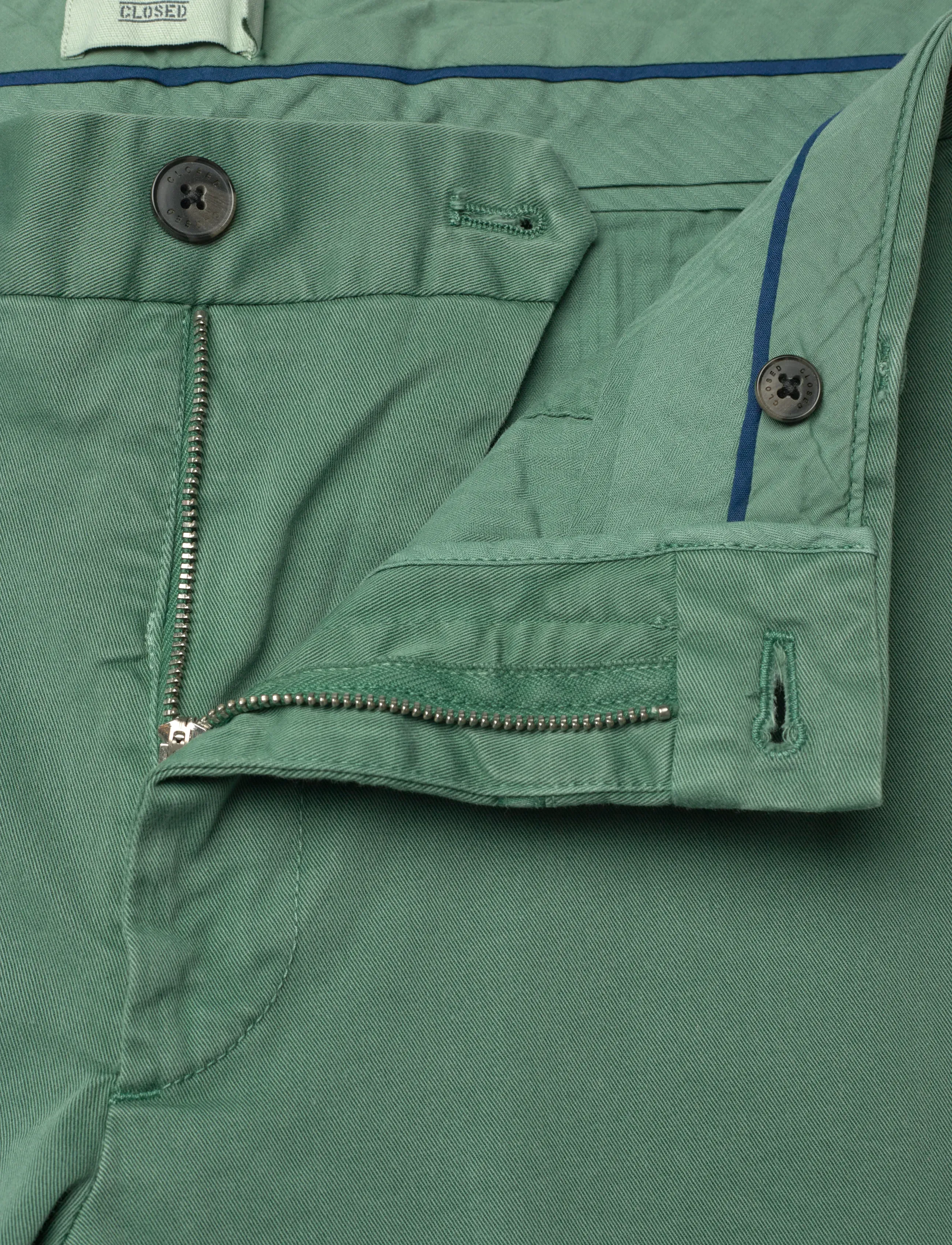 Closed - CLIFTON SLIM PANTS DARK JADE - kasdienio stiliaus kelnės - dark jade - 4