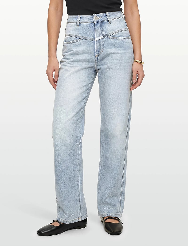Closed - PEDAL PUSHER JEANS LIGHT BLUE - mom jeans - light blue - 3