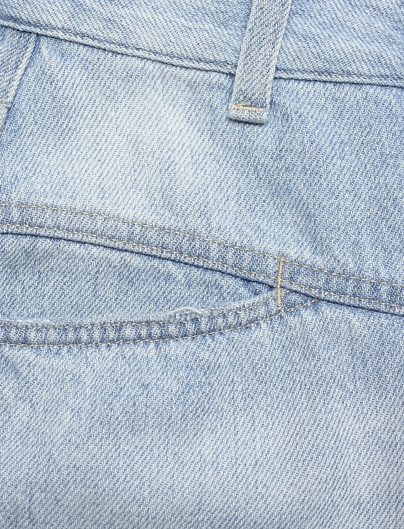 Closed - PEDAL PUSHER JEANS LIGHT BLUE - mom jeans - light blue - 2