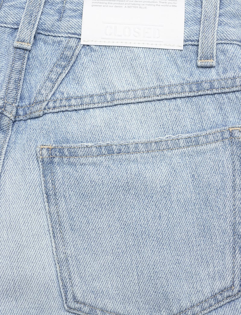 Closed - PEDAL PUSHER JEANS LIGHT BLUE - mom jeans - light blue - 4