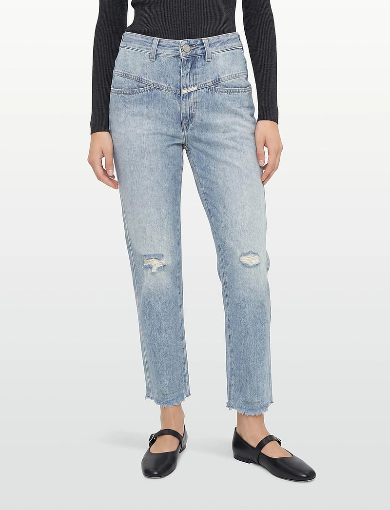 Closed - WOMEN PEDAL PUSHER JEANS LIGHT BLUE - mom jeans - light blue - 3