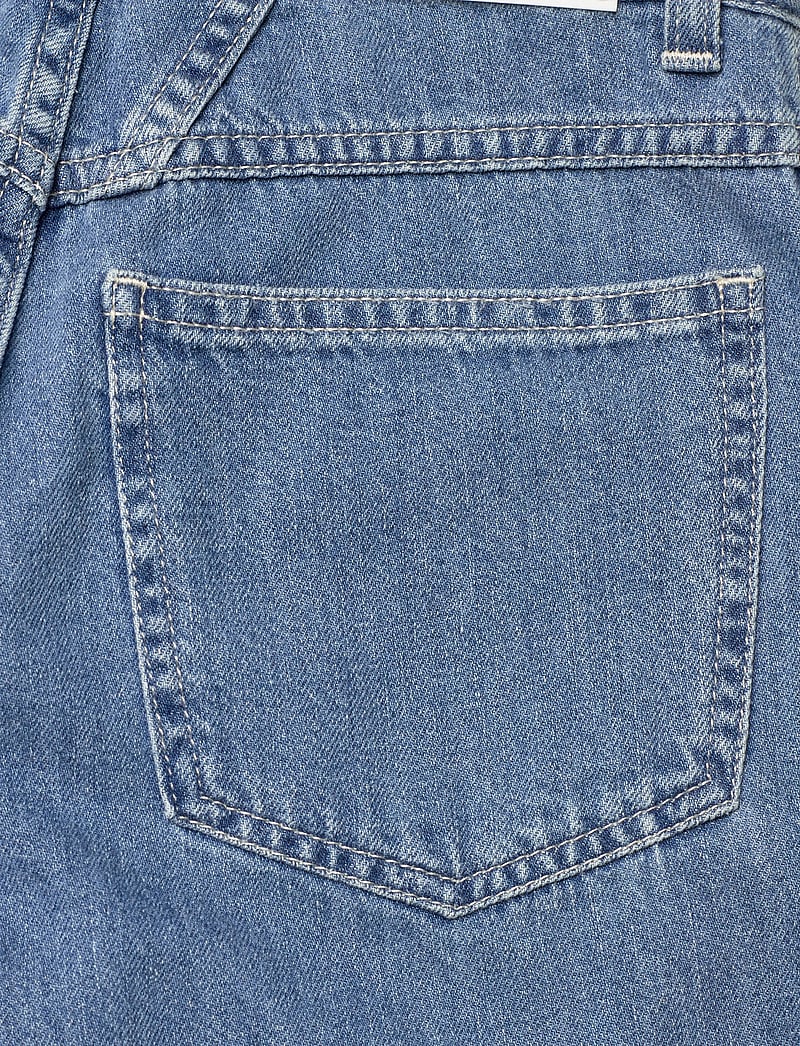 Closed - PEDAL PUSHER JEANS MID BLUE - mom jeans - mid blue - 4