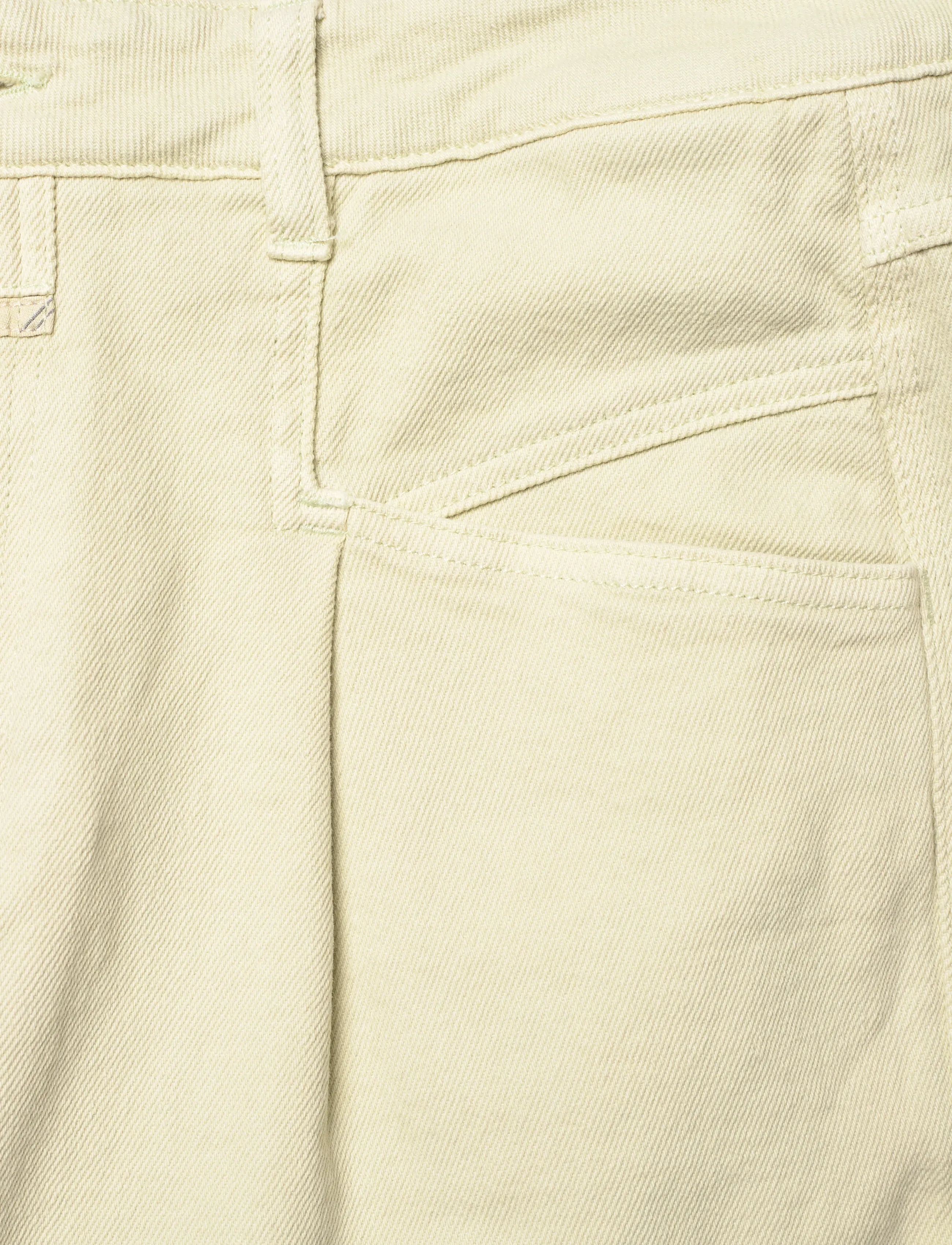 Closed - PEARL JEANS LIGHT MOSS GREEN - mom jeans - light moss green - 5