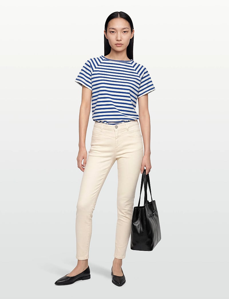 Closed - SKINNY PUSHER JEANS CREME - tapered jeans - creme - 0