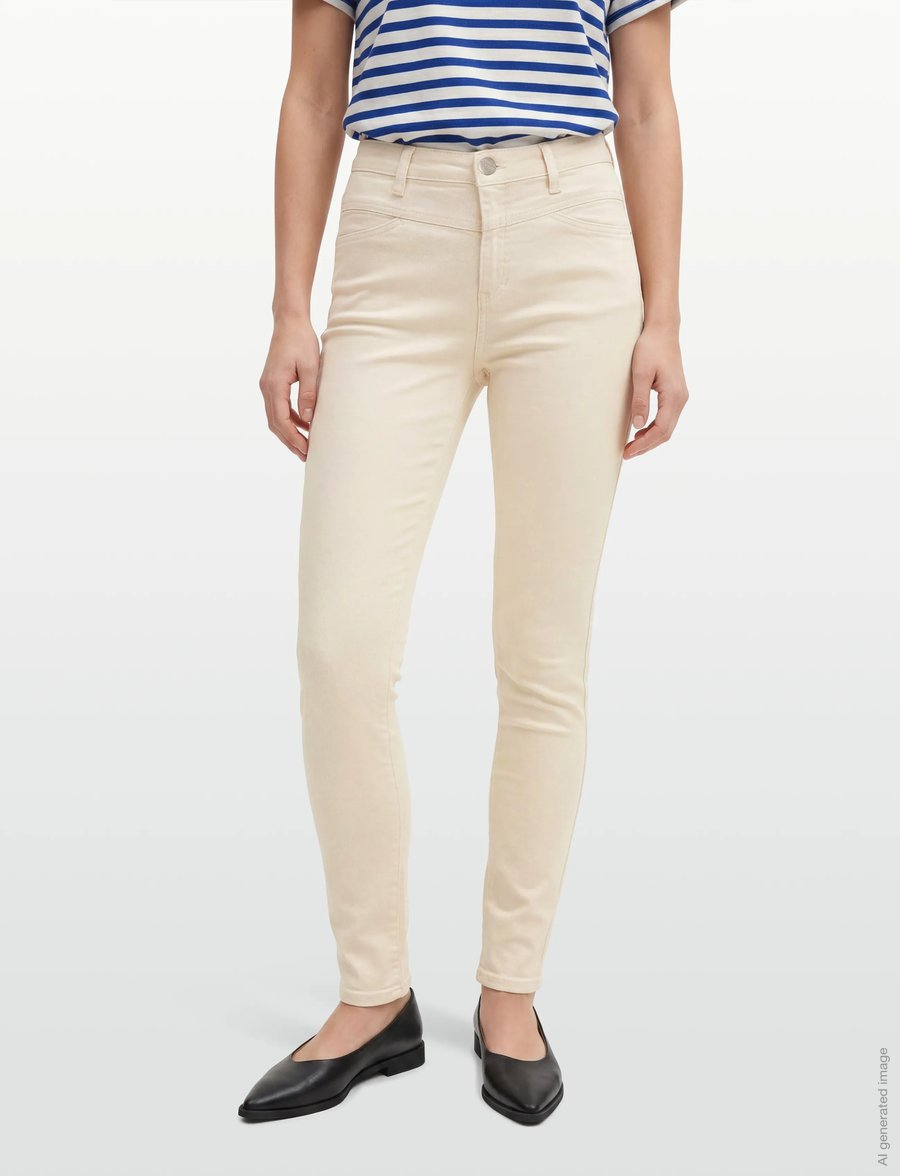 Closed - SKINNY PUSHER JEANS CREME - tapered jeans - creme - 3