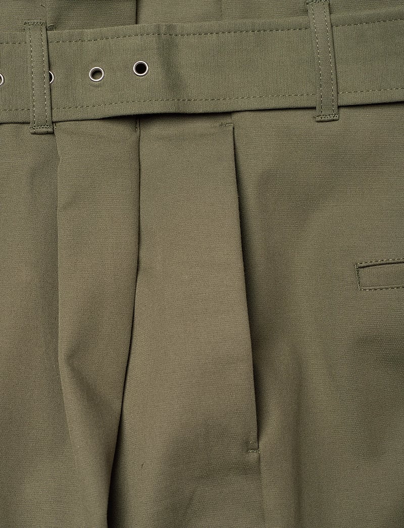 Closed - SHANNAH PANTS PINE GREEN - chinos - pine green - 2