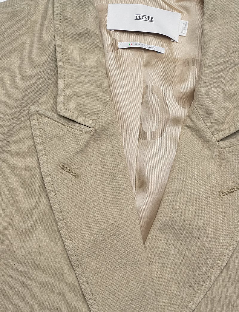 Closed - KAYCEE JACKET LIGHT MOSS GREEN - dubbelknäppta kavajer - light moss green - 2