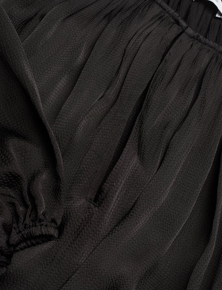 Closed - SHORT BELTED DRESS BLACK - minikleidid - black - 5