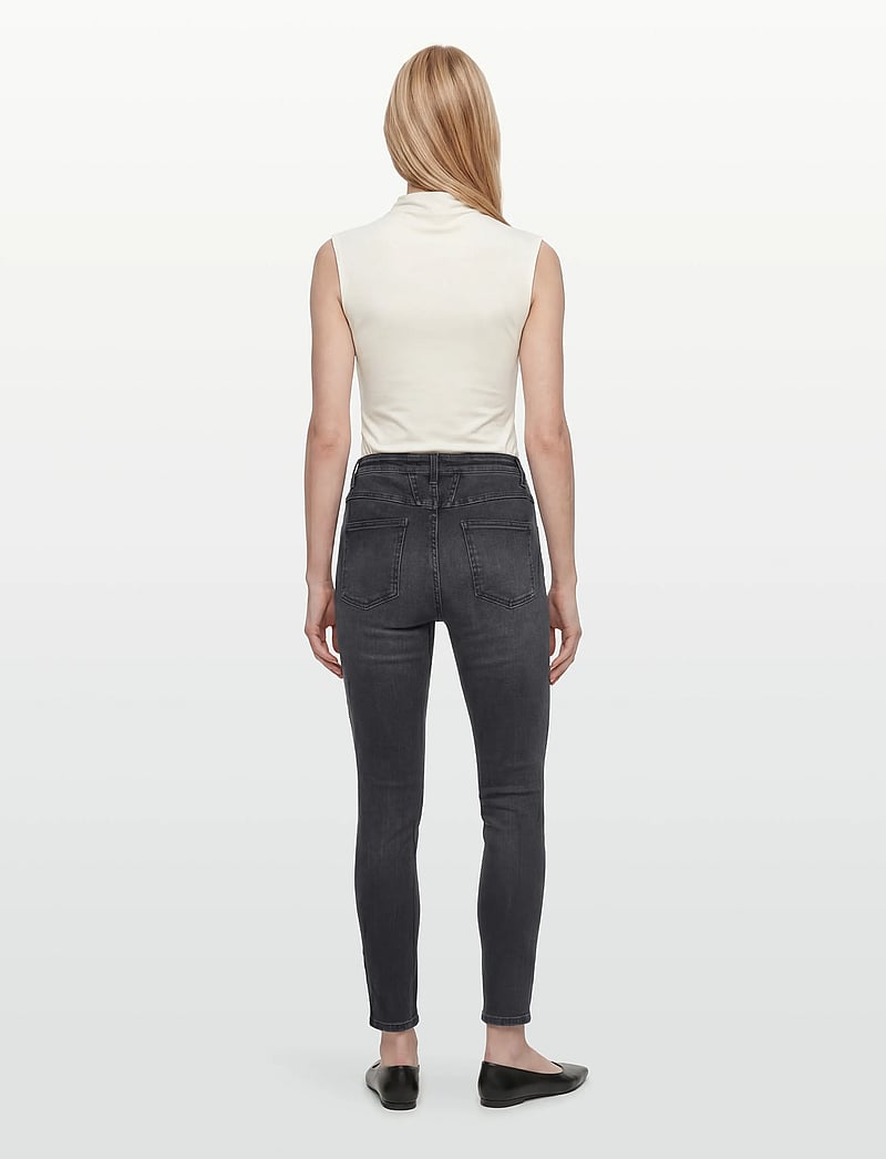 Closed - SKINNY PUSHER JEANS - skinny jeans - dark grey - 4