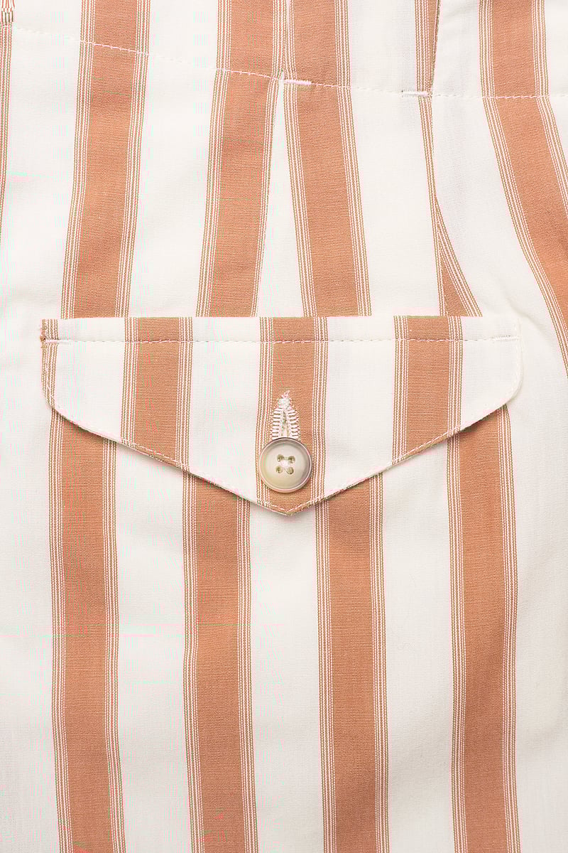 Closed - womens shorts - casual shorts - gold earth - 4