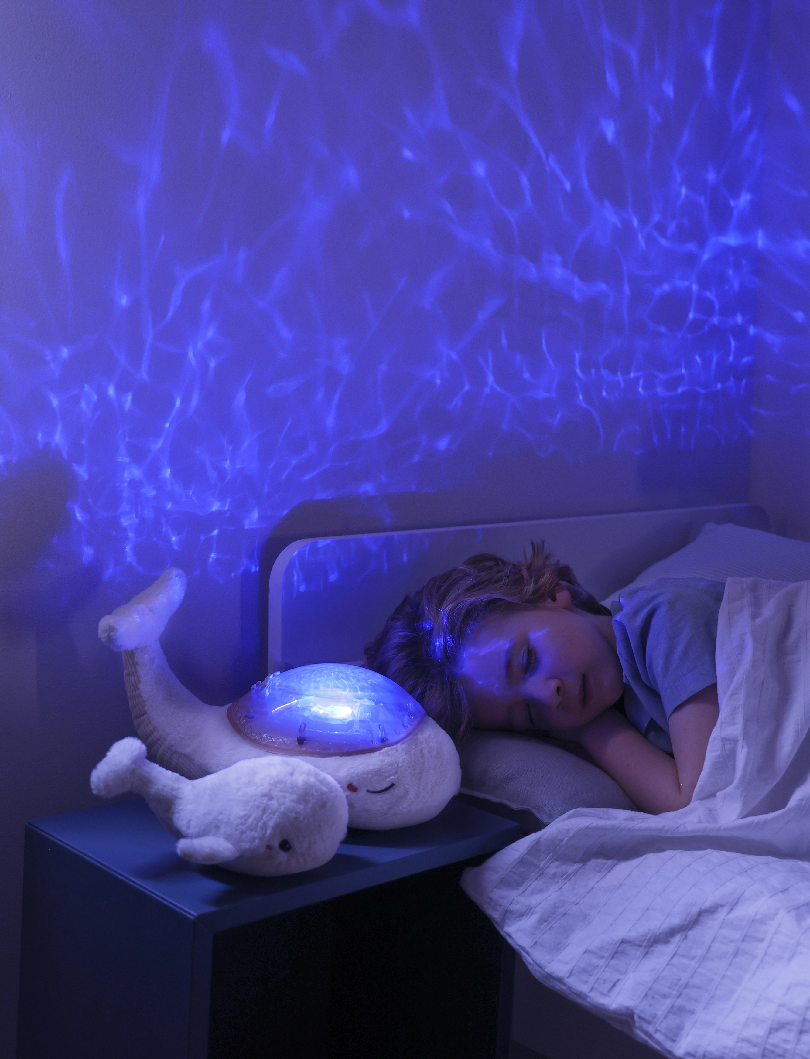 Cloud B - Tranquil Whale - white - 3