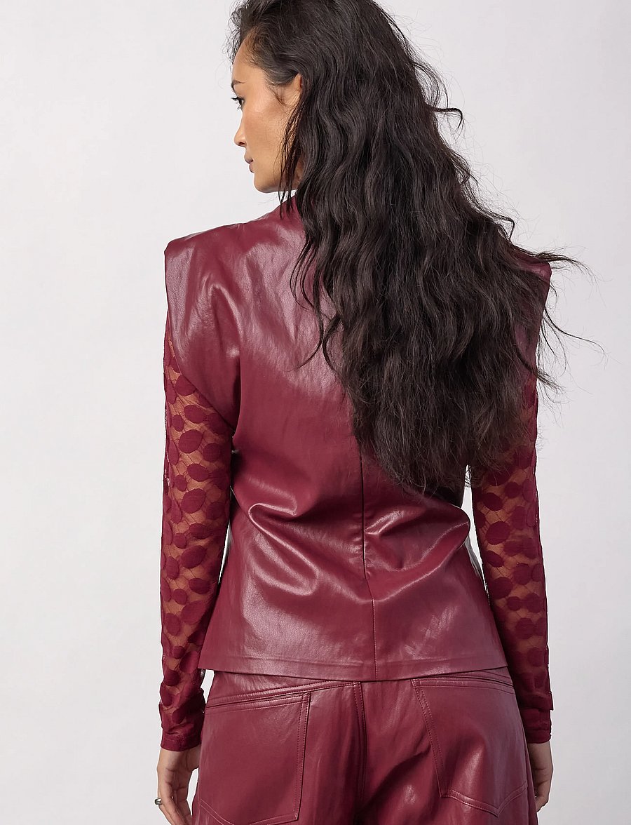 Co' Couture - GittCC Pleat Top - Ärmlösa blusar - berry red - 4