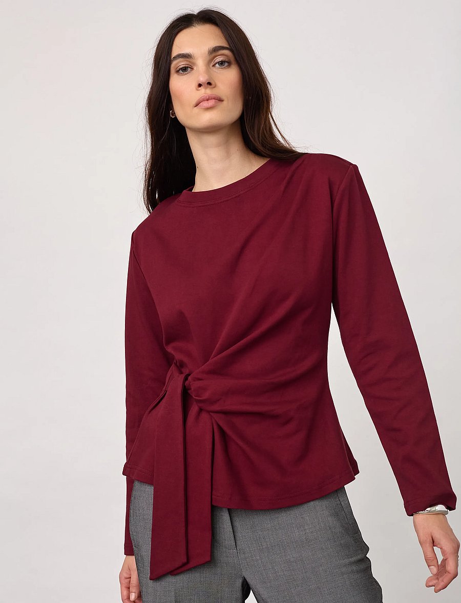 Co' Couture - OrianeCC LS Pleat Tie Tee - langärmelige blusen - wine red - 0