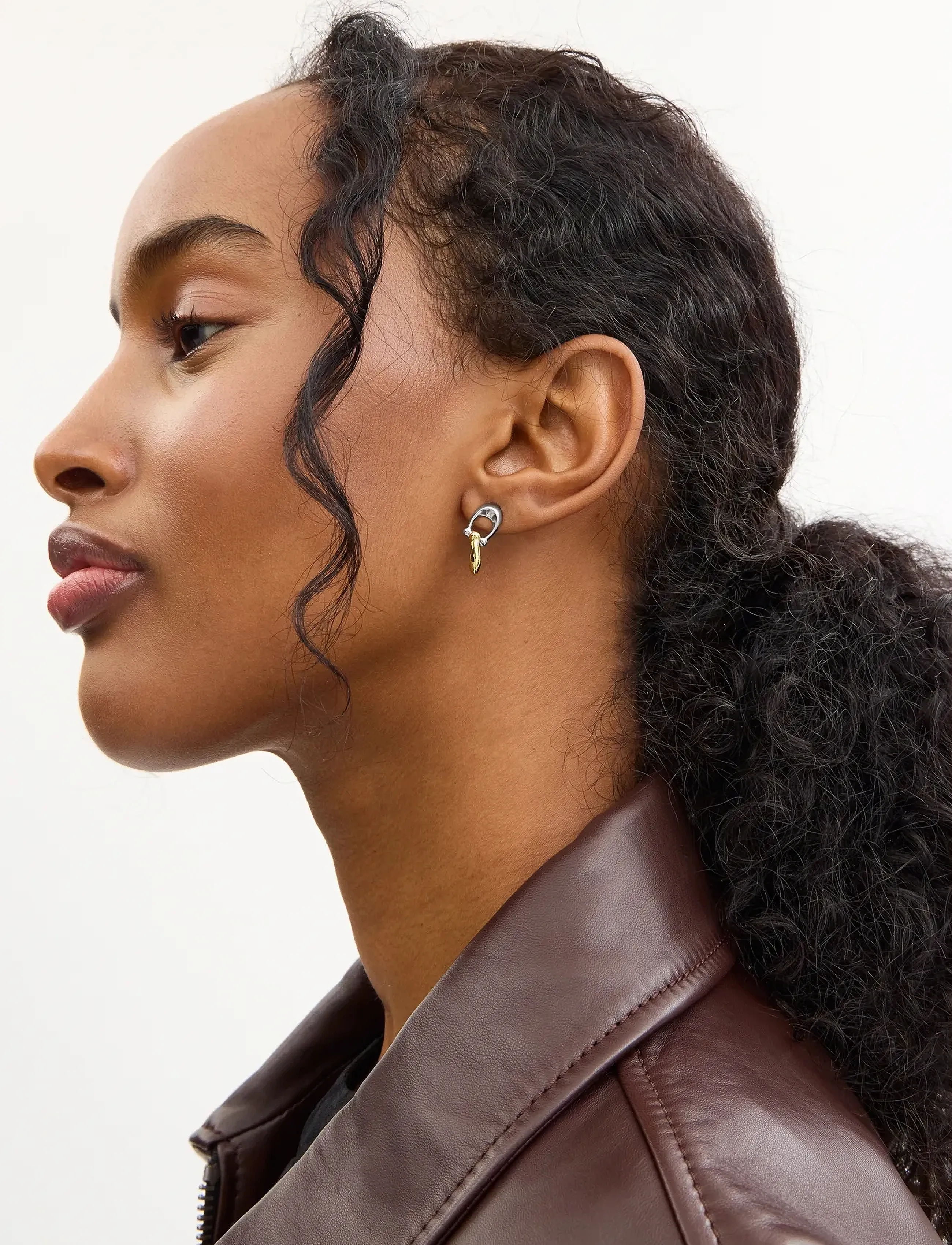 Coach Accessories Coach Signature C Drop Earrings, One Size, Gold, Øreringe > Ørestikker, Dame