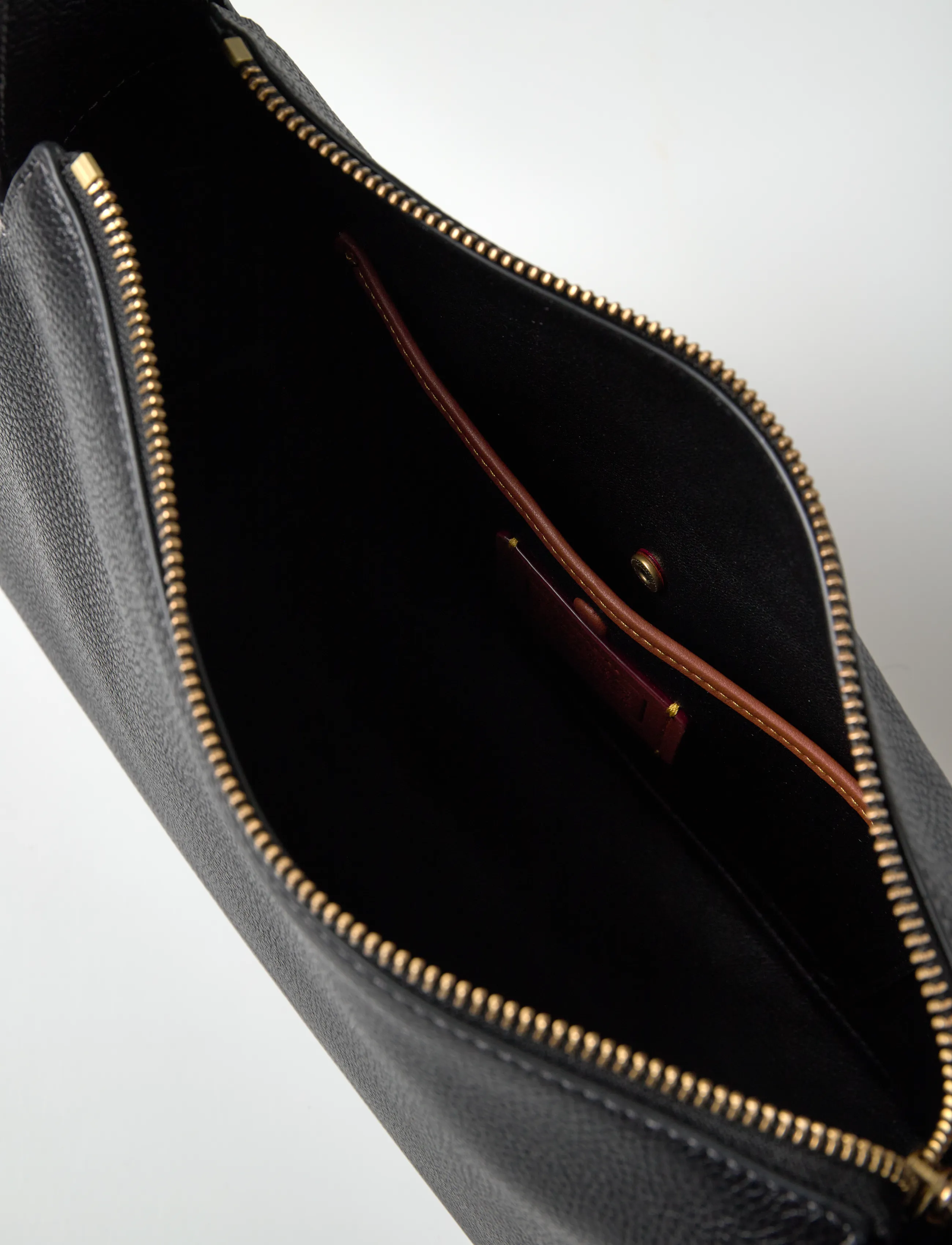 Coach - Lola Shoulder Bag - shoulder bags - black - 4
