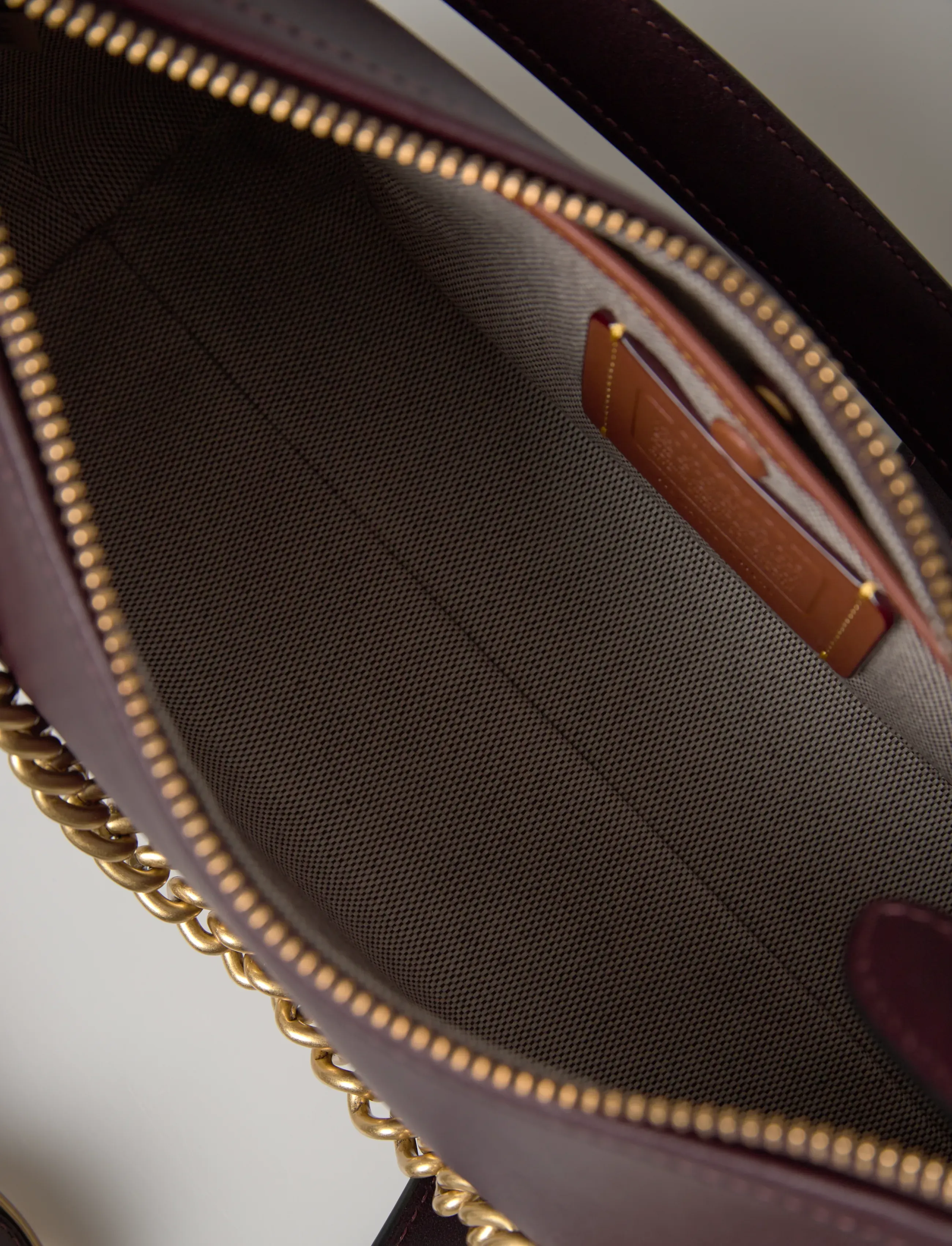Coach - JULIET SHOULDER BAG 25 - b4/black currant - 4