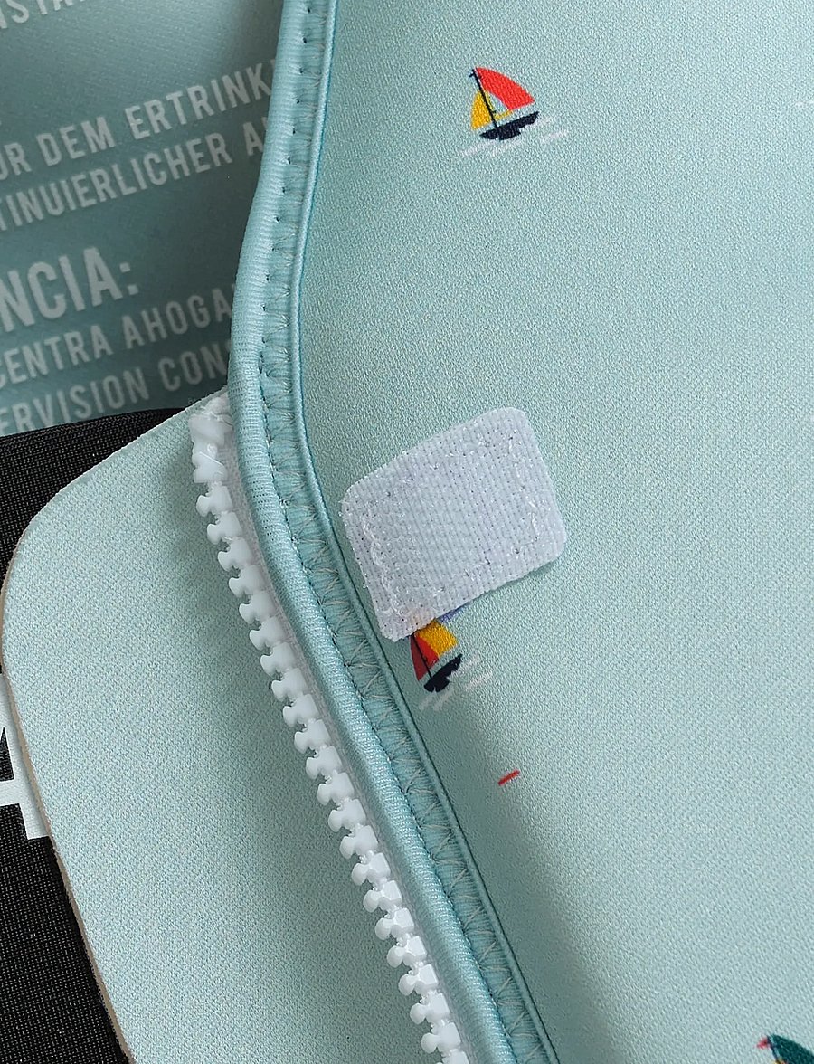 Color Kids - Swim Vest, AOP - schwimmzubehör - ether - 2