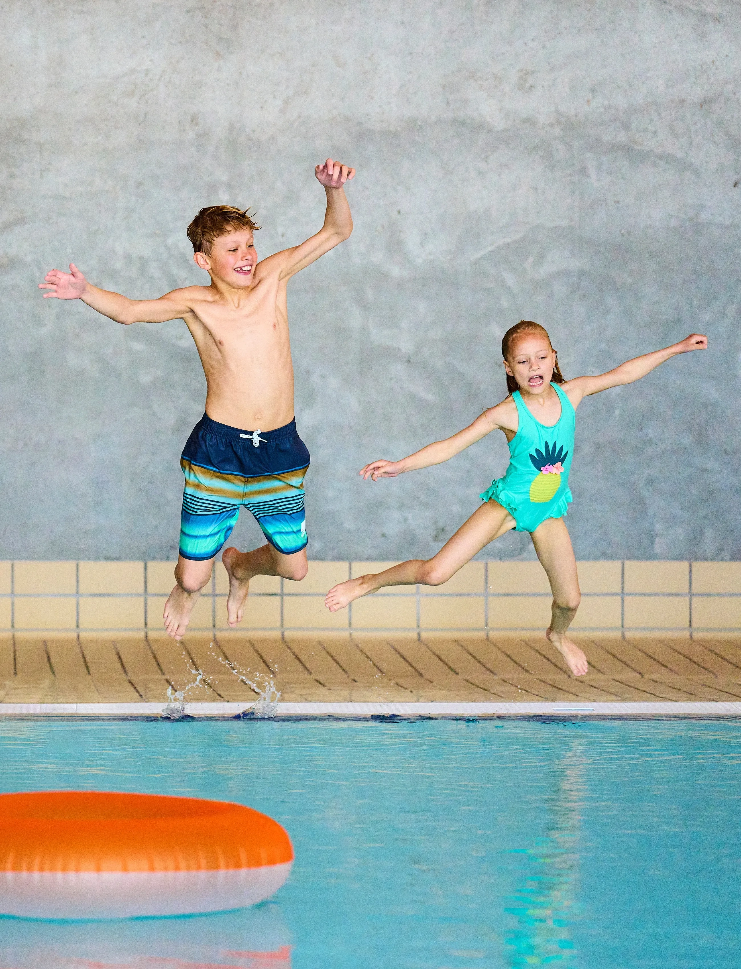 Color Kids Swim Long Shorts, AOP - Badshorts - FENNEL SEED / green