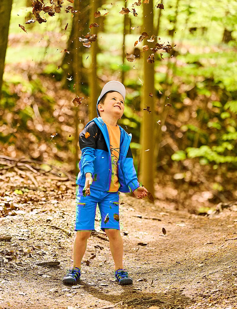 Color Kids - Shorts Outdoor W. Zip Pockets - sportsshorts - campanula - 3