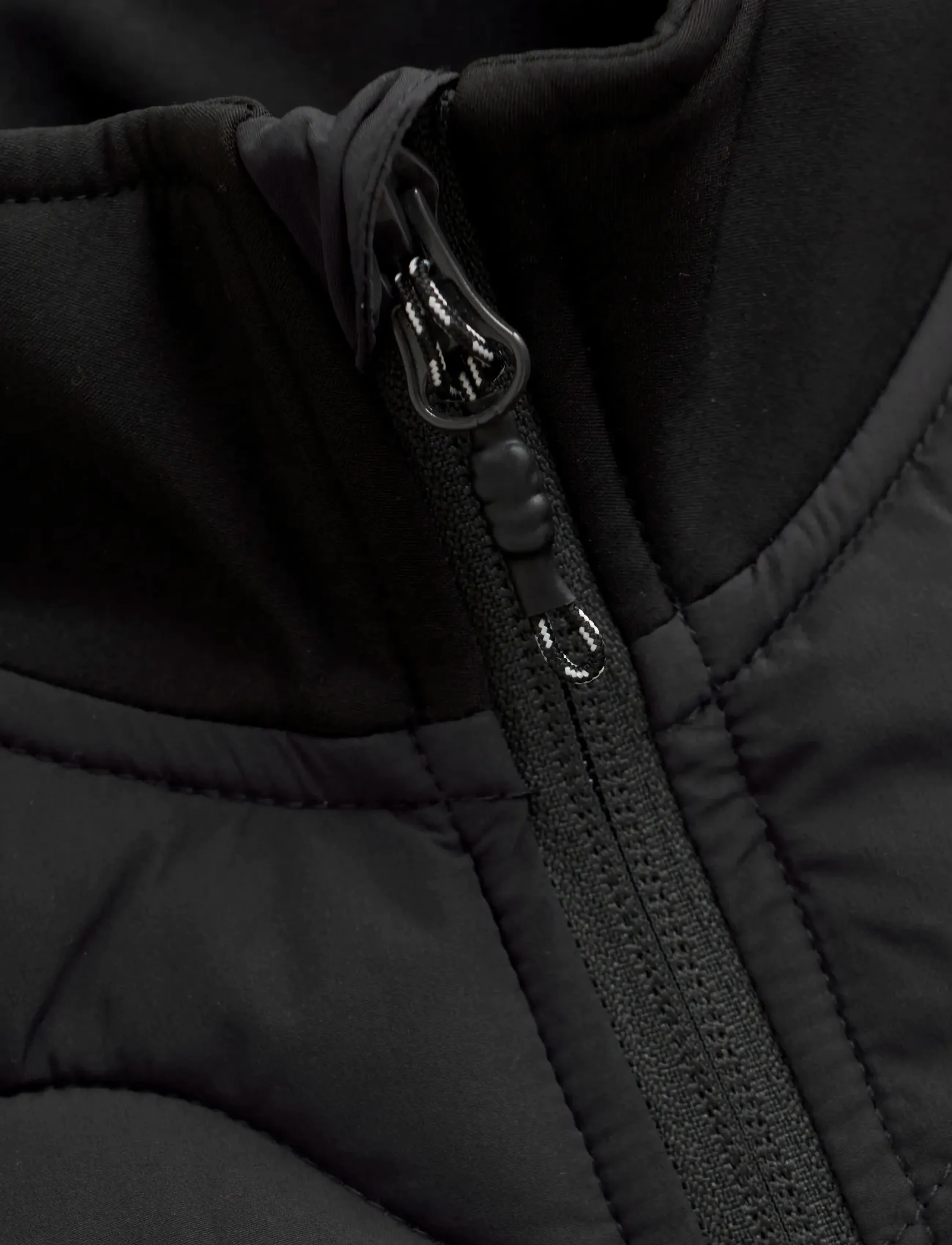 Color Kids - Sofhell Hybrid Jacket - efterårsjakker - black - 2