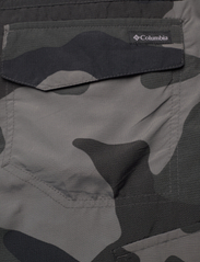 Columbia Sportswear - Silver Ridge Printed Cargo Short - outdoor shorts - black mod camo - 4